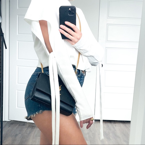 White shirt with open arm details and ties - Picture 5 of 7